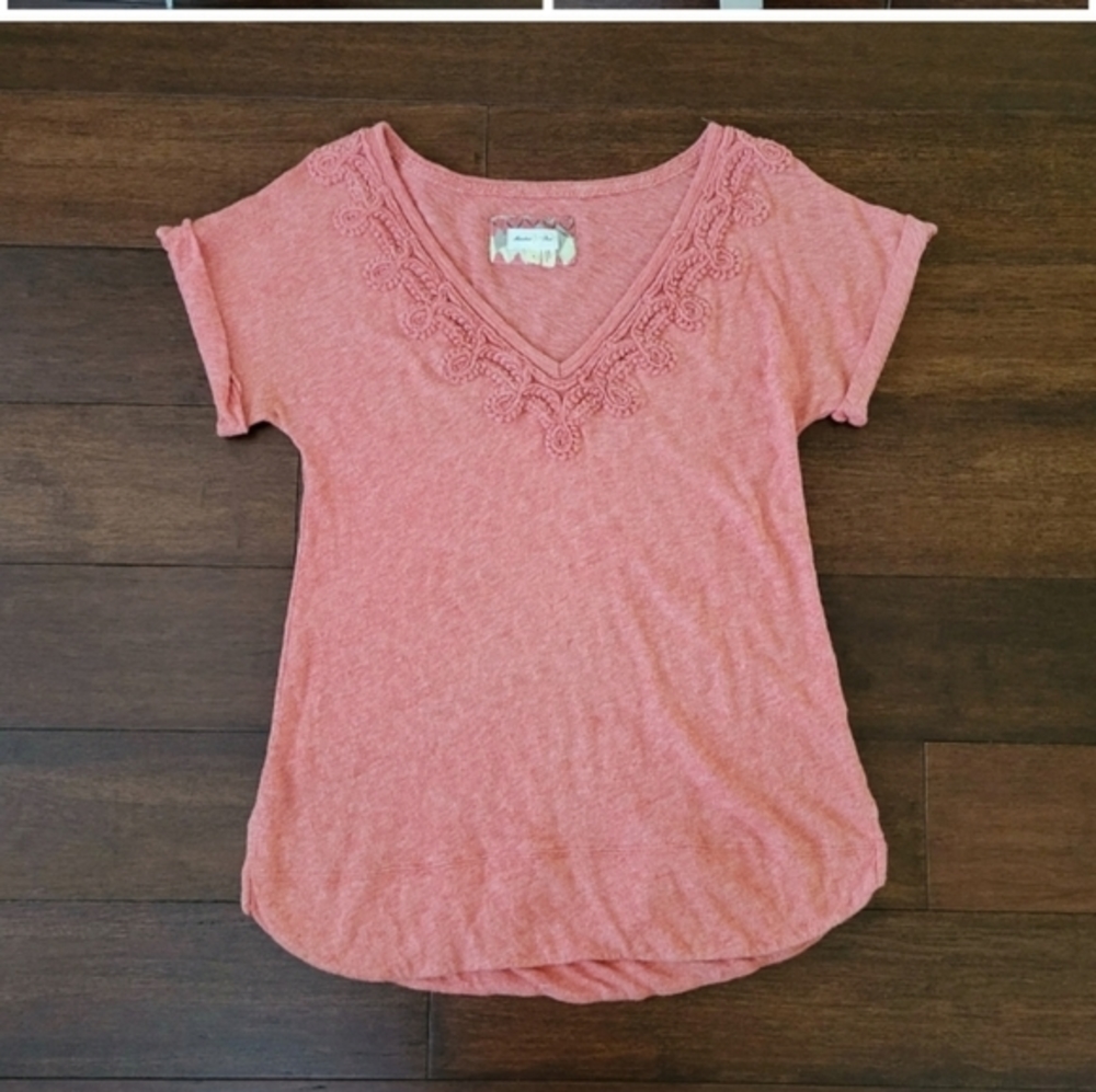 Meadow Rue for Anthropologie short Sleeve coral v-neck shirt blouse size small